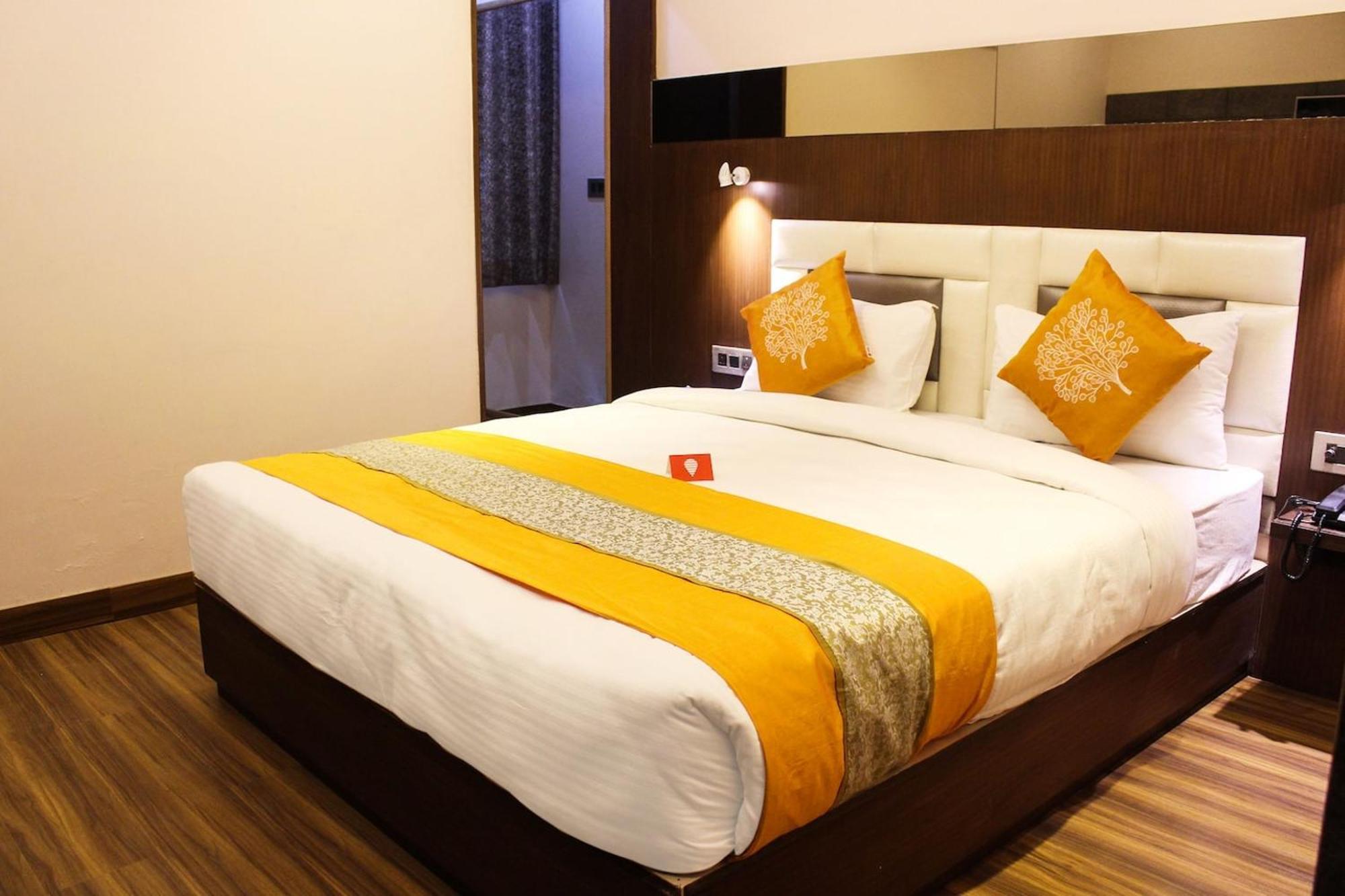 Hotel Rudra Vilas Агра Экстерьер фото